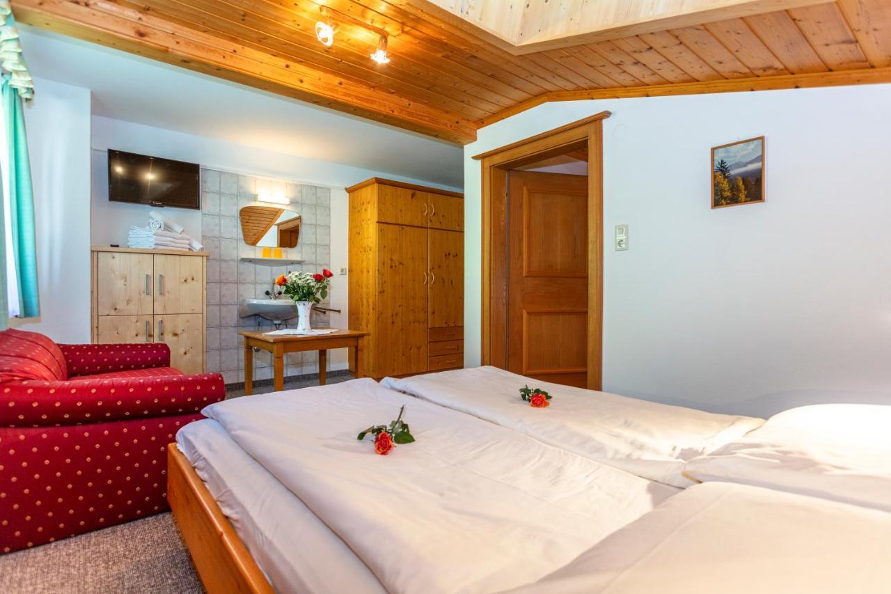 Ferienhaus Berger มิทเทอร์ซิลล์ ภายนอก รูปภาพ